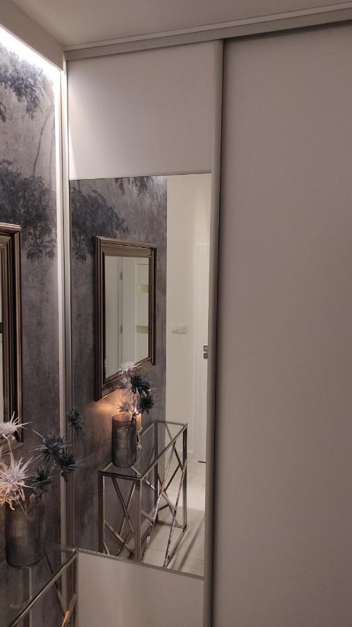 شقة Sielska Apartament Zurawi Nad Jeziorem Ukiel أولشتين المظهر الخارجي الصورة